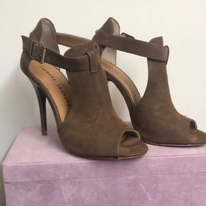 Chinese Laundry suede open toe